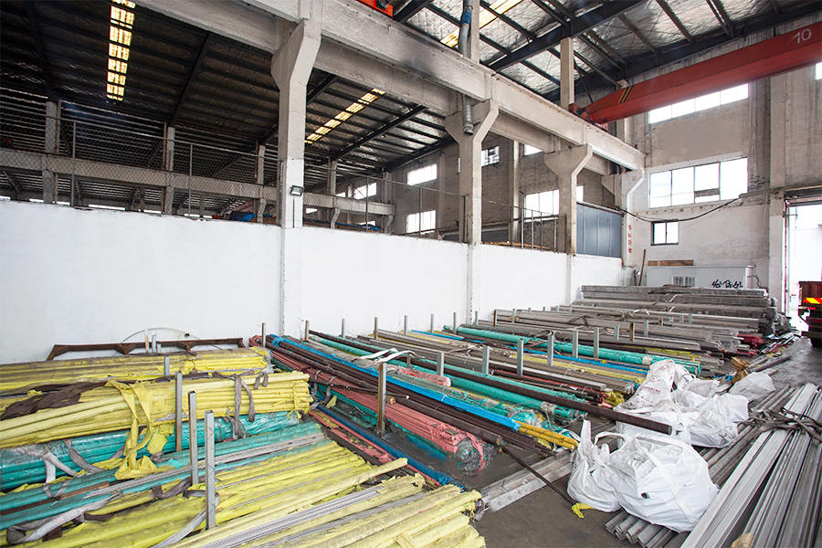 ステンレス鋼プロファイル